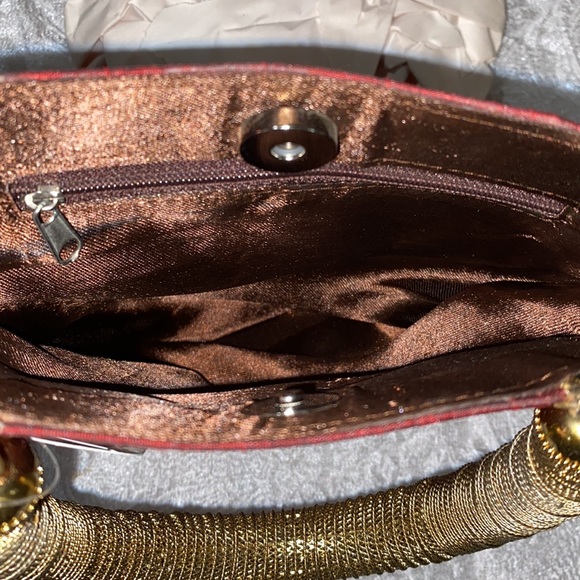 Red Embellished Handbag - Picture 4 of 4